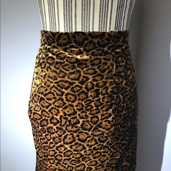 Krizia Maglia Leopard Skirt - Picture 5 of 7